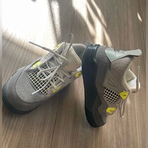 Air Jordan 4 Retro SE [Neon + Gray] Toddler 10C